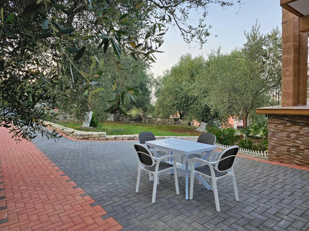 Guesthouse Iljaz Berat Exteriér fotografie