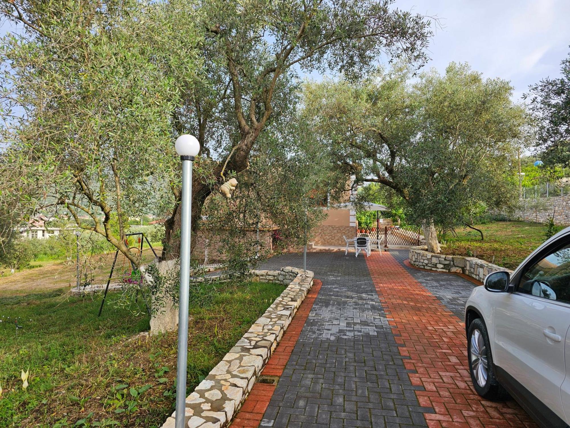 Guesthouse Iljaz Berat Exteriér fotografie